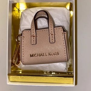 💖SOLD💖Michael Kors keychain